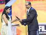 Rinku Rajguru receives the Best Actor (Female) award