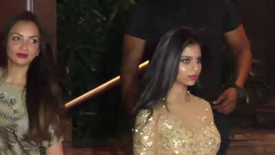 Suhana, Sussanne, Malaika, Arbaaz party it up at Gauri Khan's Halloween bash