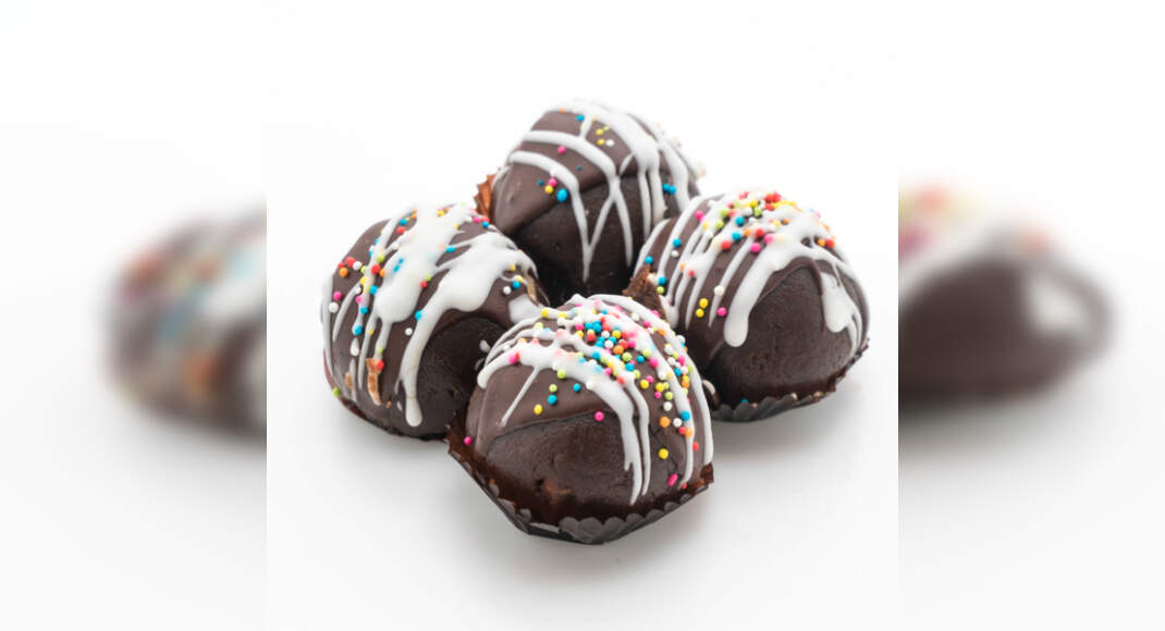 Cookie Truffles Recipe: How to Make Cookie Truffles Recipe | Homemade Cookie Truffles Recipe