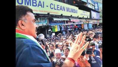 Hawkers attack MNS workers after Sanjay Nirupam rally, 4 injured
