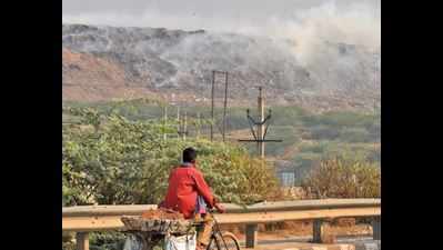 Delhi government holds meet of thinking heads to stop landfill fires