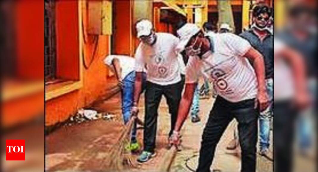 Bar association launches clean drive at civil court Bhubaneswar News
