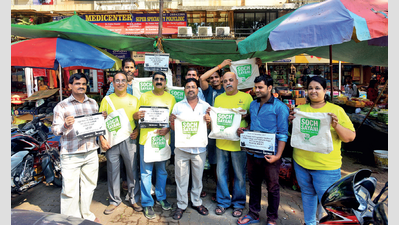 Residents, hawkers unite to ban plastic bags in Kandivali from November 1
