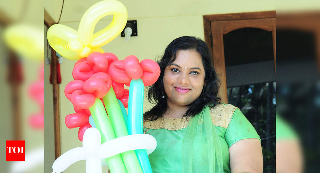 Floating high with the art of balloon Kochi News Times of India