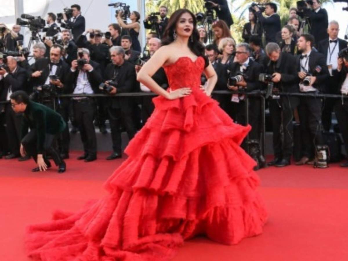 Deepika Padukone, Aishwarya Rai Bachchan, Kriti Sanon: Fashion