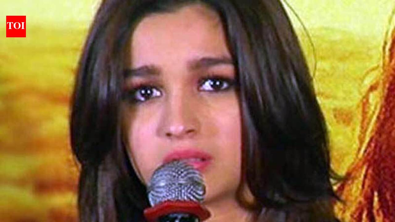 Alia gets emotional after wrapping up ‘Raazi’