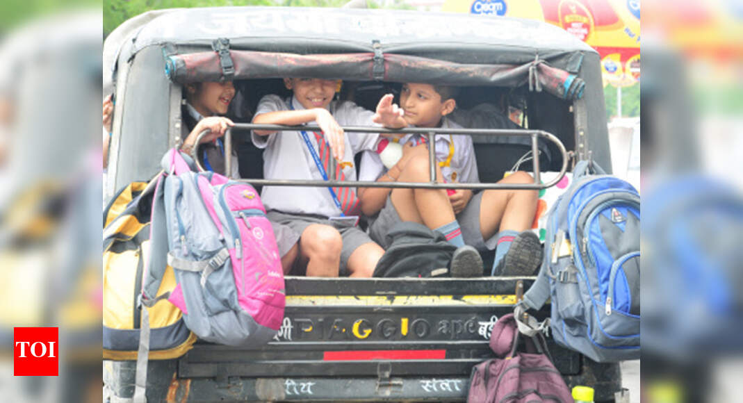 School Vans: Students travel to school seated atop CNG cylinders | Pune ...