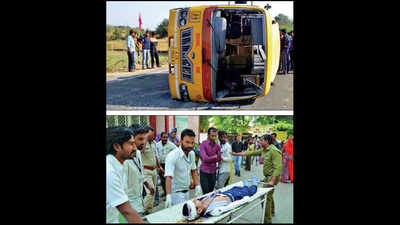 Student killed, 8 hurt as bus overturns in Rajsamand dist