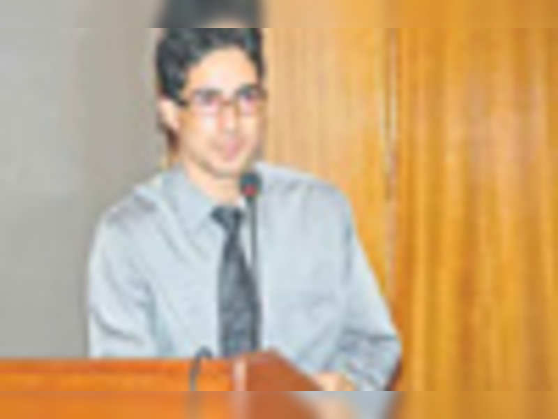 They find me glamourous: Shah Faesal
