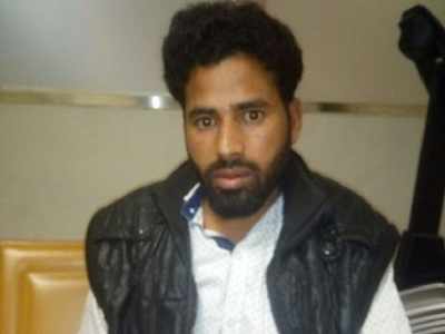 Riyadh-based ‘IS recruiter’ held at Mumbai airport