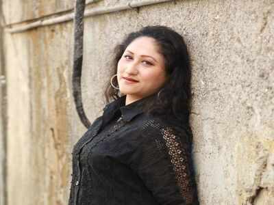 Television helps me do theatre: Jayati Bhatia