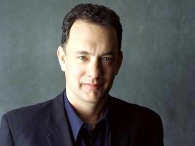 Tom Hanks helps man propose to his girlfriend