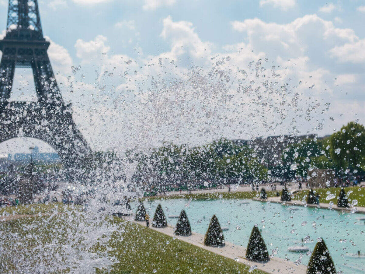 Paris to install free sparkling water fountains all around the city