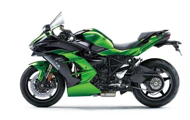 kawasaki touring bike