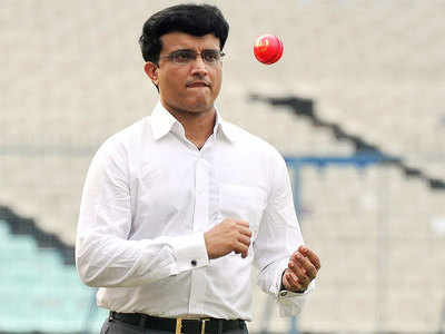 Ganguly urges Dhoni to approach T20s differently
