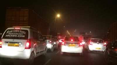 Traffic jam due to trucks at Delhi entry