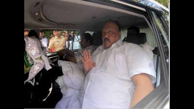 Thomas Chandy on edge as high court puts LDF in tight spot