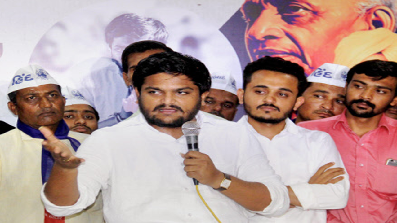 Sex clips controversy: Hardik dismisses the video clips as part of “dirty  politics of BJP”