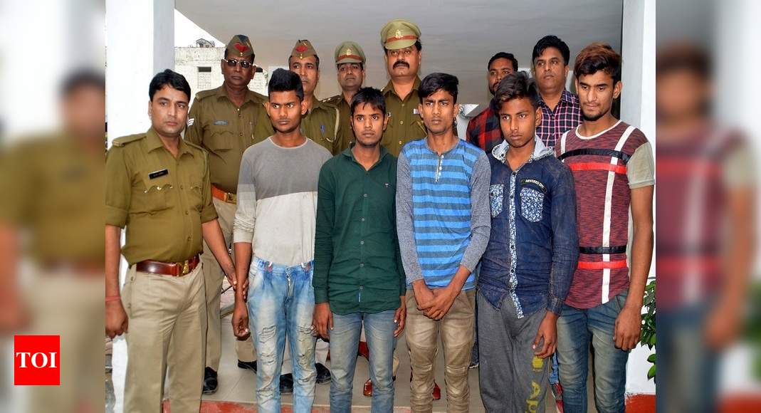 Five Arrested For Snatching 9 Mobile Phones Recovered Ghaziabad News