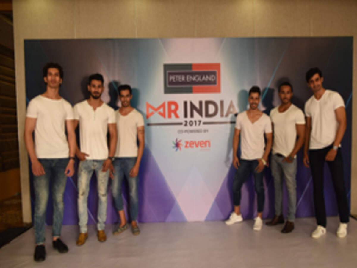 Peter England Mr. India 2017 gets an overwhelming response in Pune