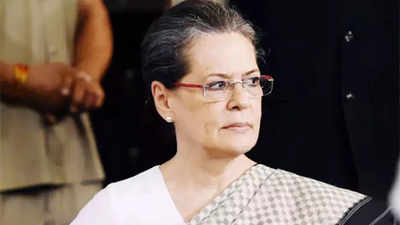 Sonia Gandhi calls for CWC meet on Nov 20
