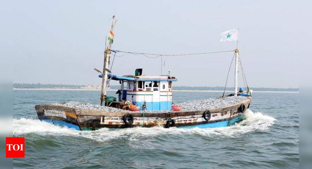 Centre bans use of LED lights for fishing in coastal areas