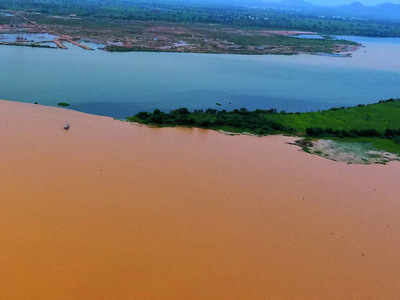 Centre plans to transfer surplus Godavari water to Cauvery river: Nitin Gadkari