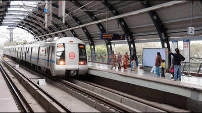 Fare hike costs Delhi Metro 3 lakh commuters per day