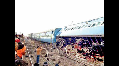 4 rail accidents in less than 12 hours, 7 killed, 11 injured