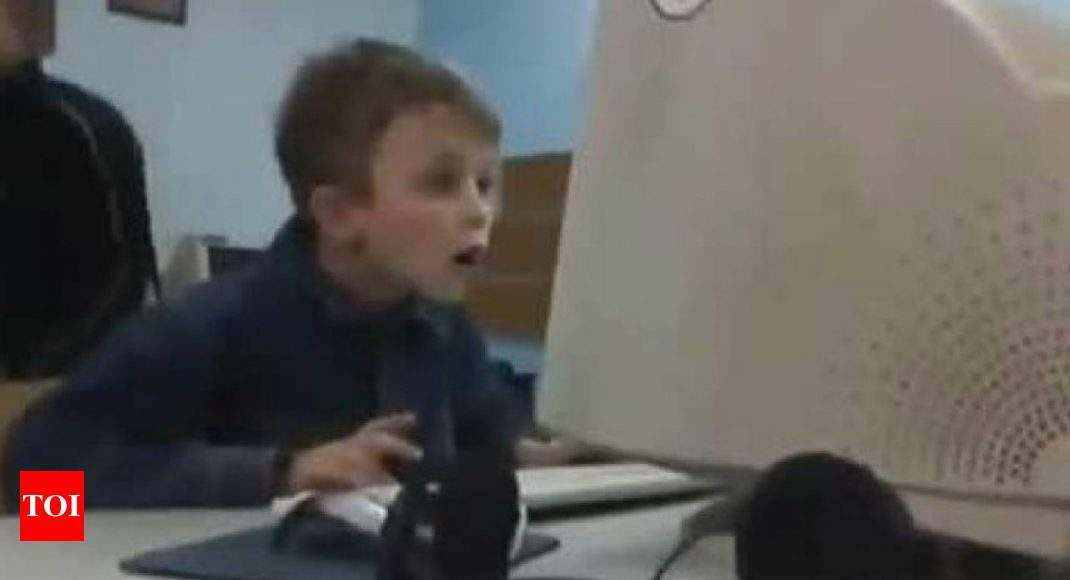 Toddler Boy Porn - Watch: Young boy freaks out after his mom checks his browser ...