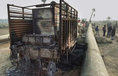 Maoists attack site of gas pipeline project in Bihar’s Gaya district, torch four heavy vehicles