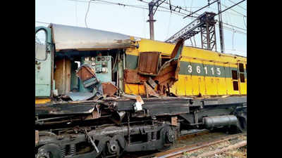 Engine rolls on its own at CST yard, collides with another train