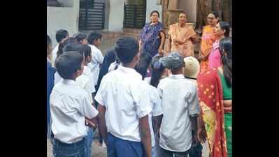 Pol women restore legacy connect to Ahmedabad kids