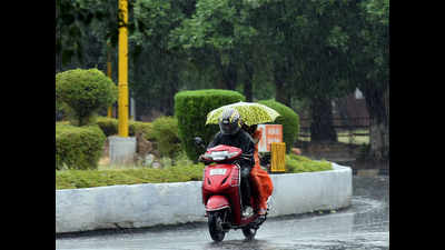 Chennai receives 4cm rainfall, Met office says expect more