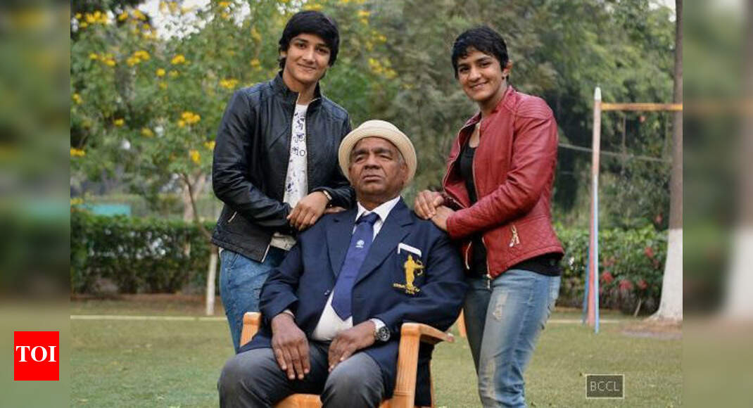 mahavir phogat Times of India