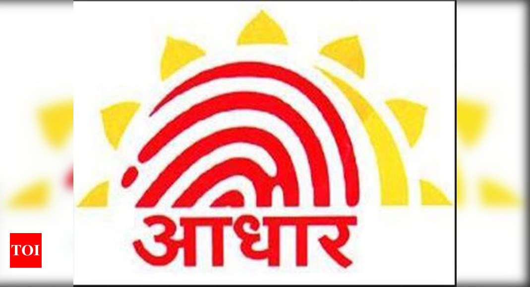 Link Aadhar Card To Mobile Number Online & Offline - Vodafone Logo Logo -  Free Transparent PNG Clipart Images Download