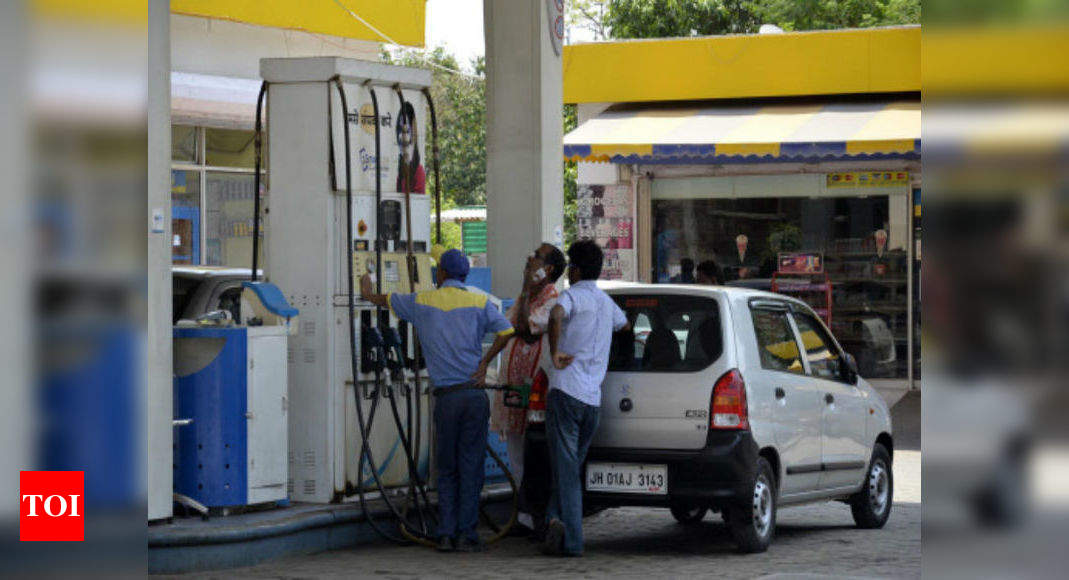 Petrol Pumps More Than 60 000 Petrol Pumps In India 45 Jump In 6 Years Times Of India