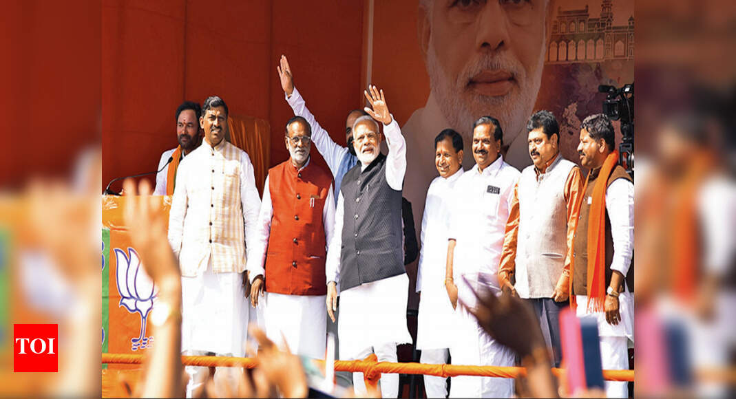 BJP workers enthused by PM Narendra Modi’s Telugu speech | Hyderabad ...