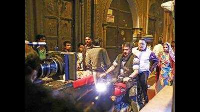 Chintuji chale Chandni Chowk: Rishi Kapoor shoots in the lanes of Old Delhi