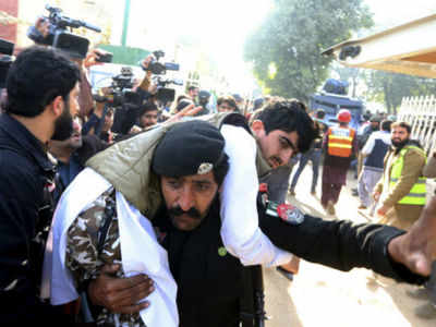 Taliban attack Pakistan college, 12 killed, 37 injured