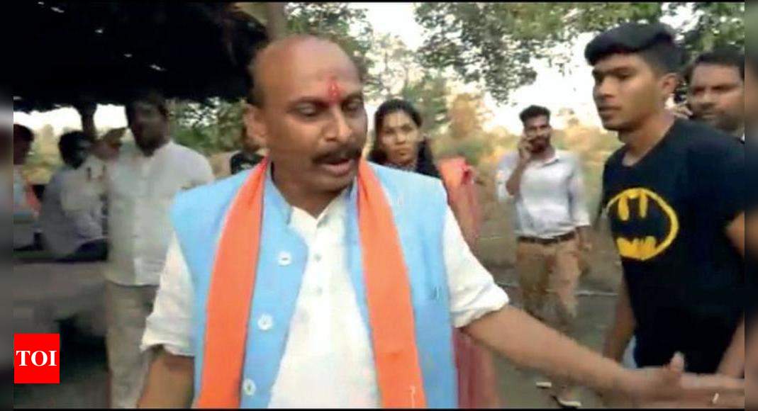 Bjp Mla Man Abducted Thrashed For Video Recording Bjp Mla Being Quizzed In Mahuva Surat News