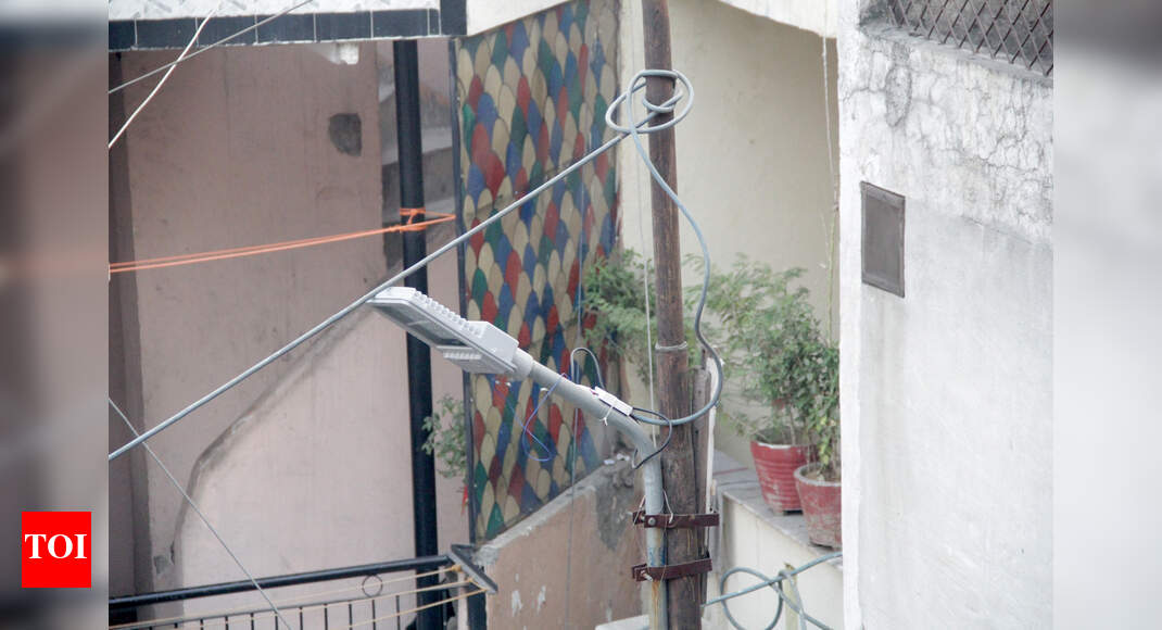 Wrongly installed streetlight which is dangerous Times of India