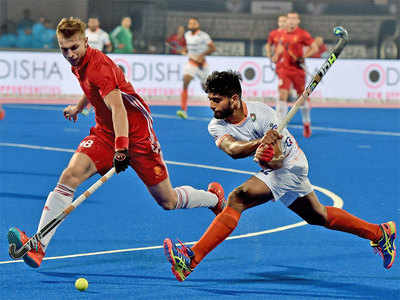 HWL: India's late charge not enough, England prevail 3-2