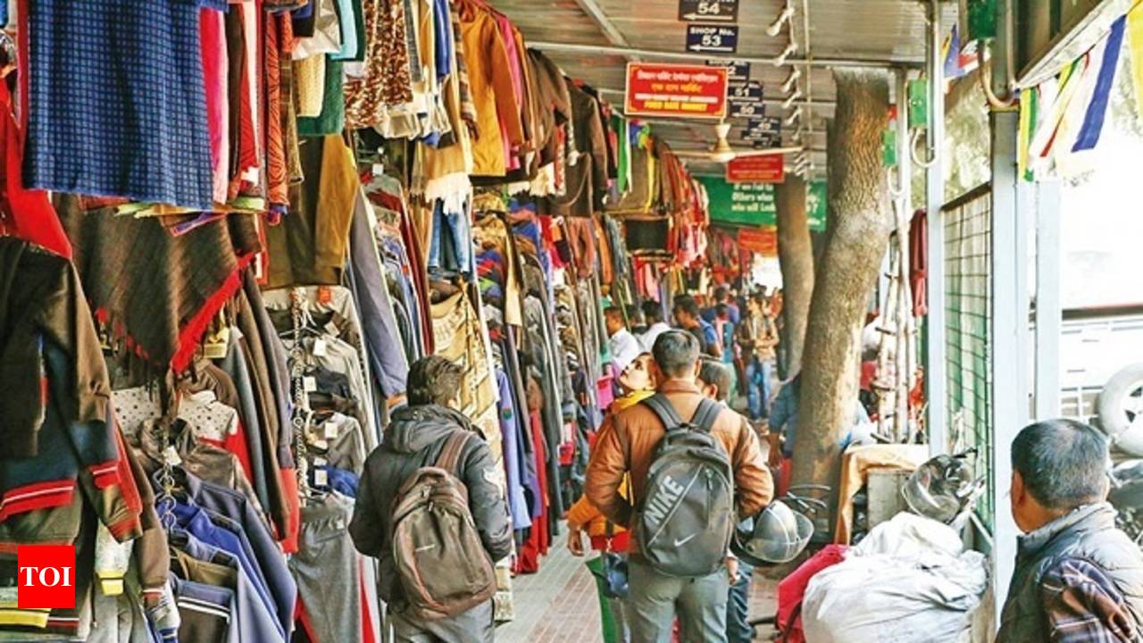 Cheapest Market 1500 -2000 Rs. Leather Jacket | Tibetan | Ahmedabad -  YouTube