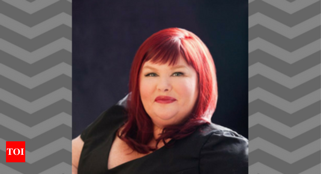 How a bookseller helped inspire Cassandra Clare's adult debut