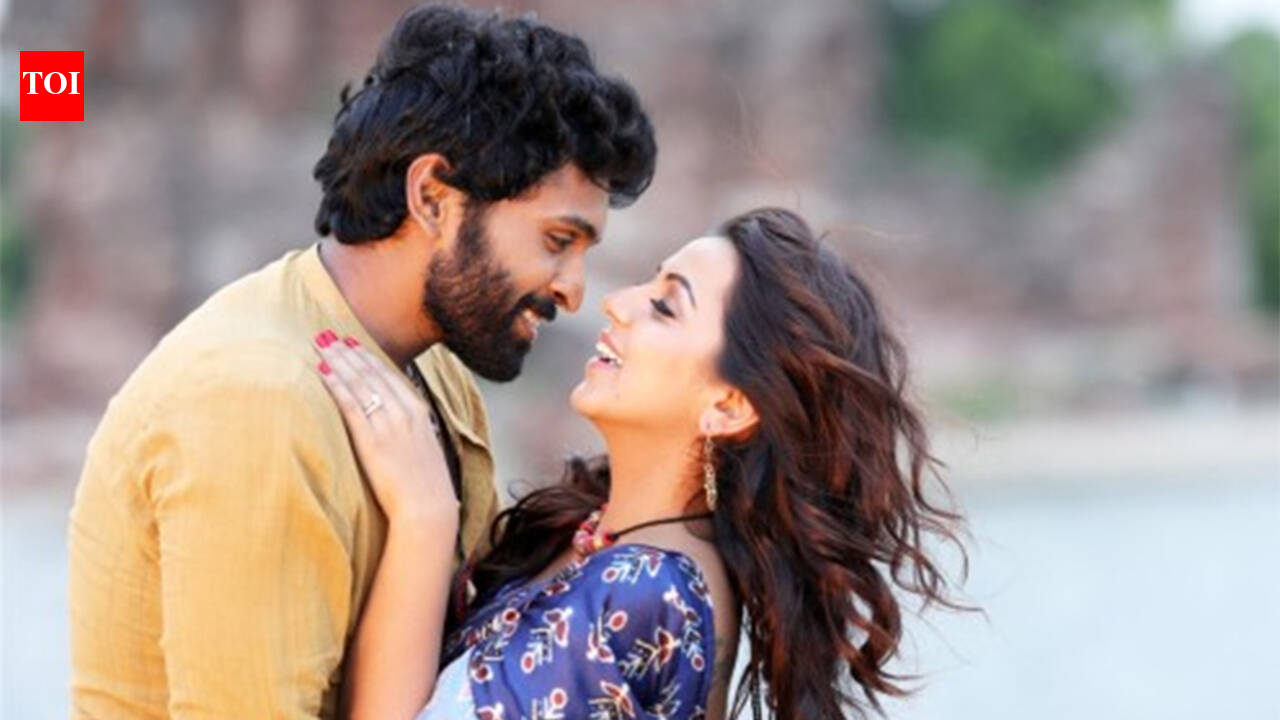 Pakkaa Movie Review {2/5}: Critic Review of Pakkaa by Times of India