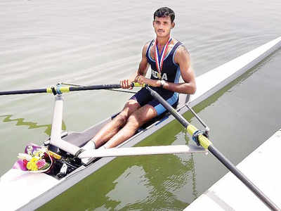 Dattu outpaces idol Sawarn for national gold