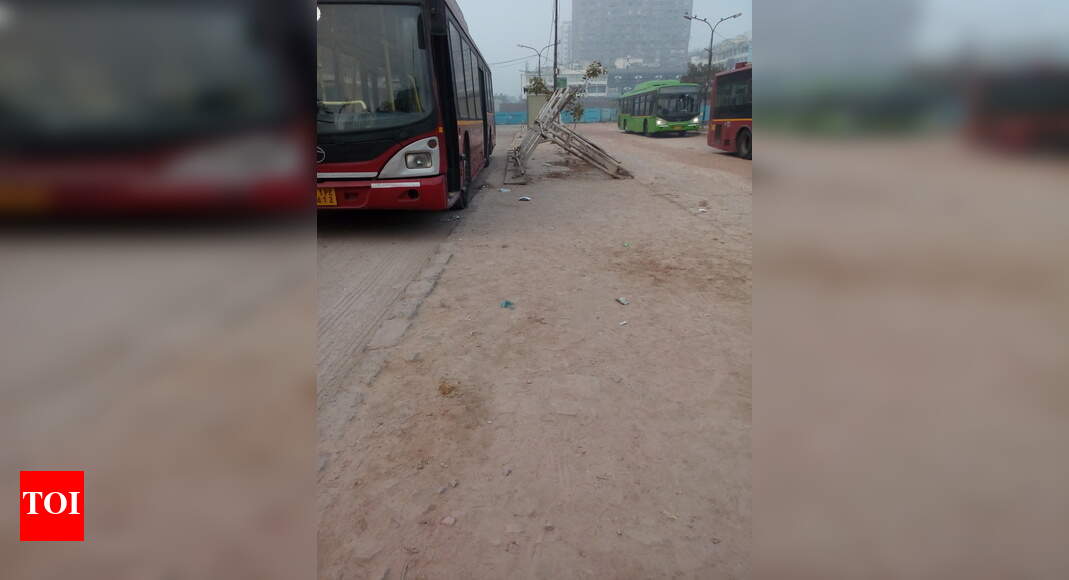 Terrible condition of bus terminal - Times of India