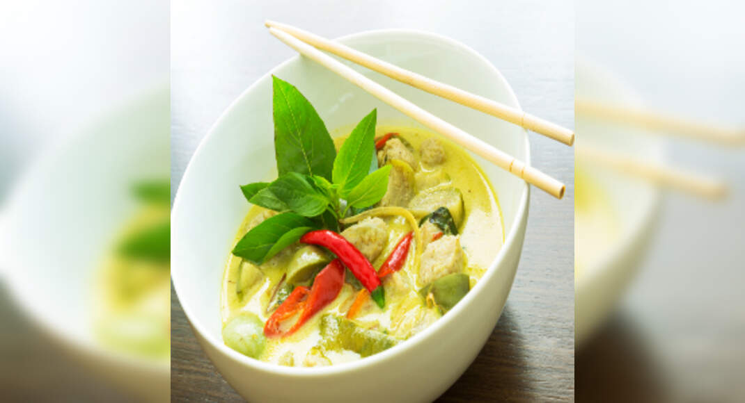 Thai Green Chicken Curry Recipe: How to Make Thai Green Chicken Curry