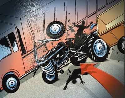 Uttar Pradesh: 10 killed in truck-tractor collision in Mirzapur | Varanasi  News - Times of India